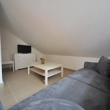 Rodia Residence *
